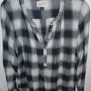 Women's Black Plaid Top